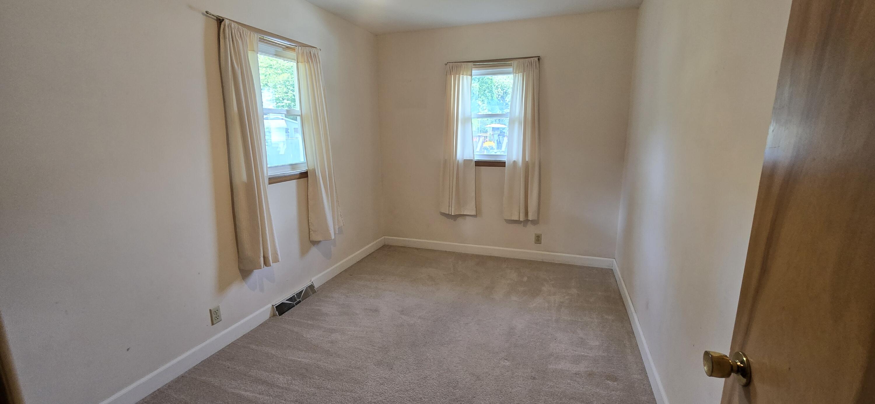 2159 Seminole Road Norton Shores MI 49441