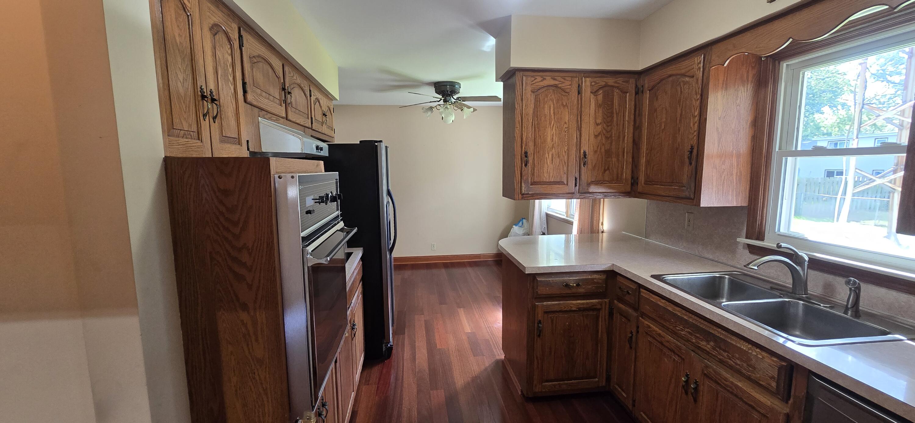2159 Seminole Road Norton Shores MI 49441