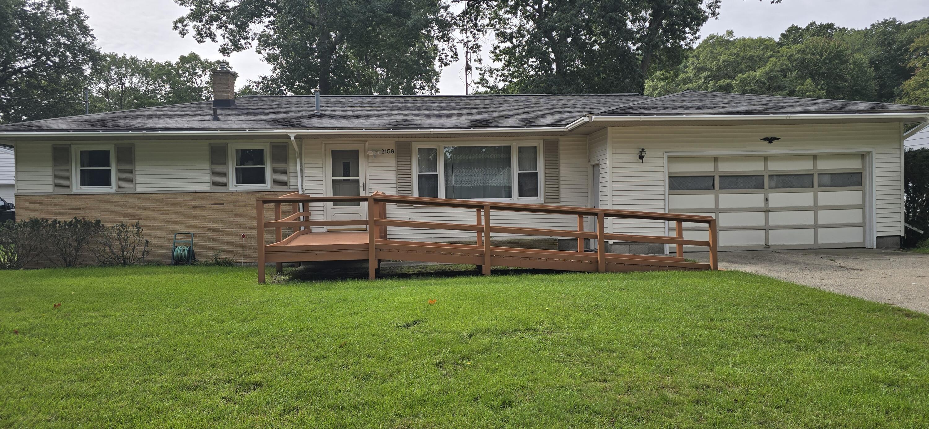 2159 Seminole Road Norton Shores MI 49441