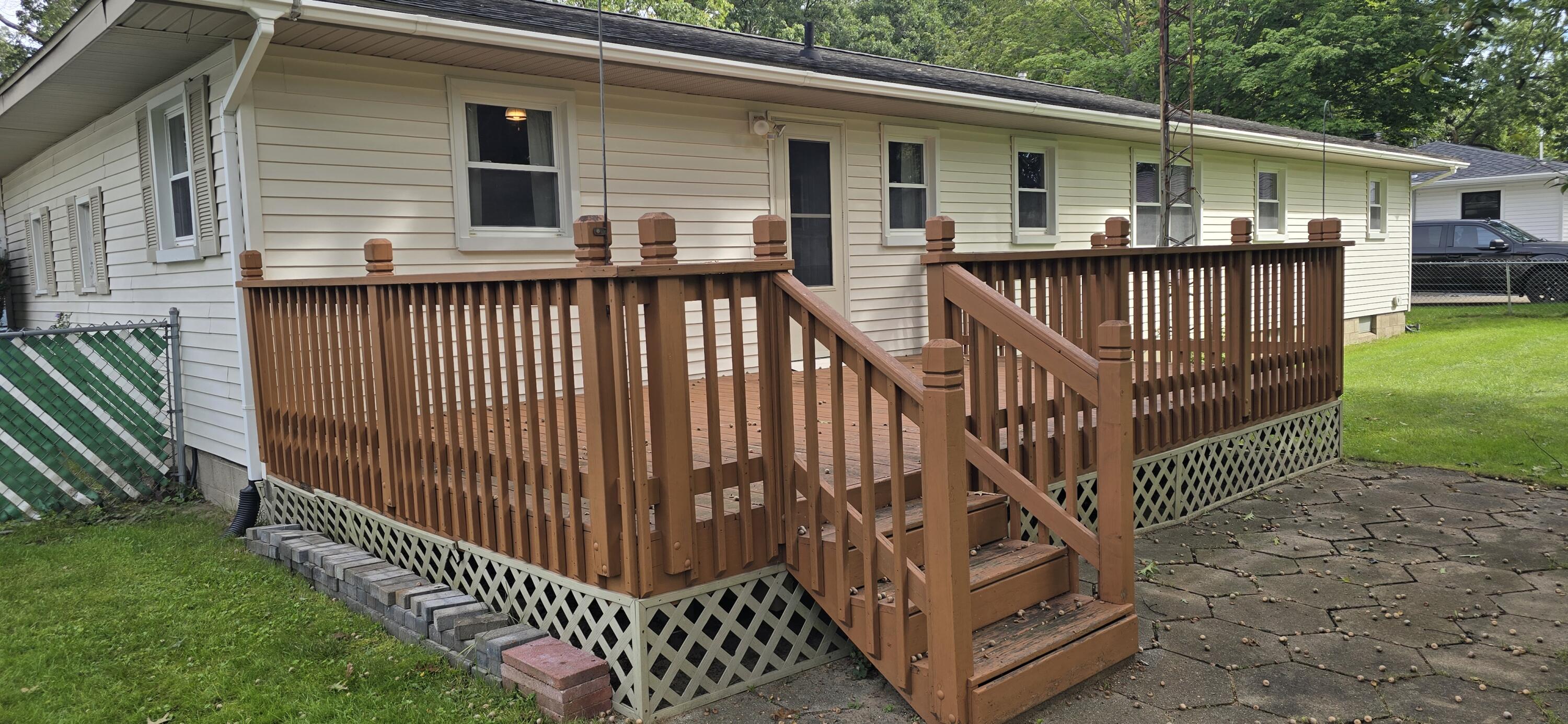 2159 Seminole Road Norton Shores MI 49441