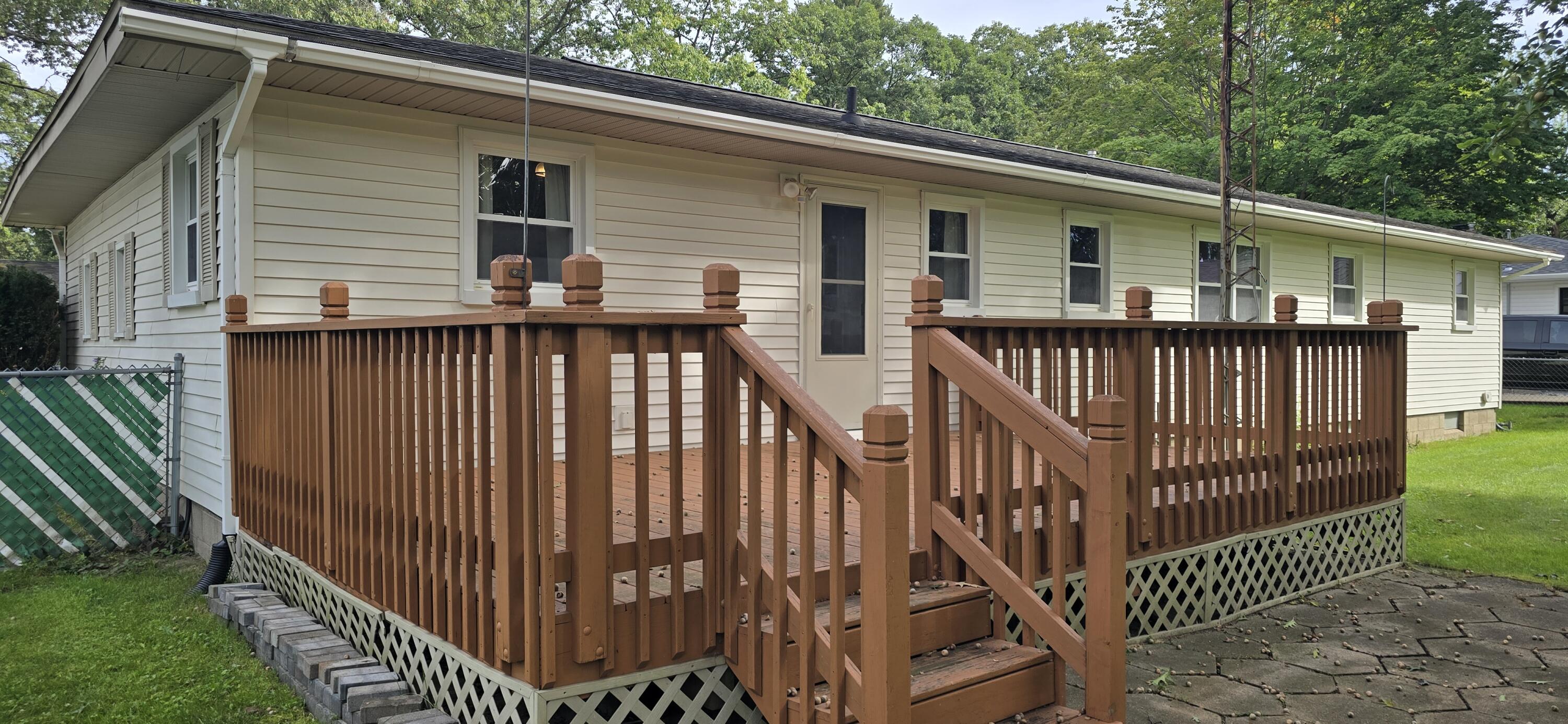 2159 Seminole Road Norton Shores MI 49441