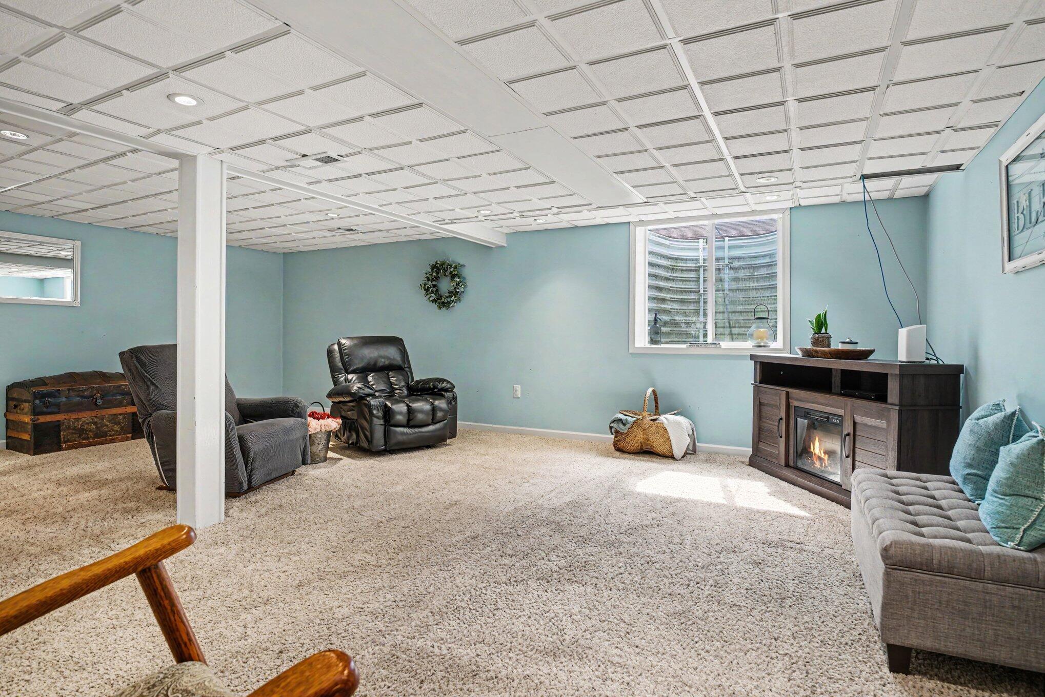 21650 Maple Glen Drive Edwardsburg MI 49112