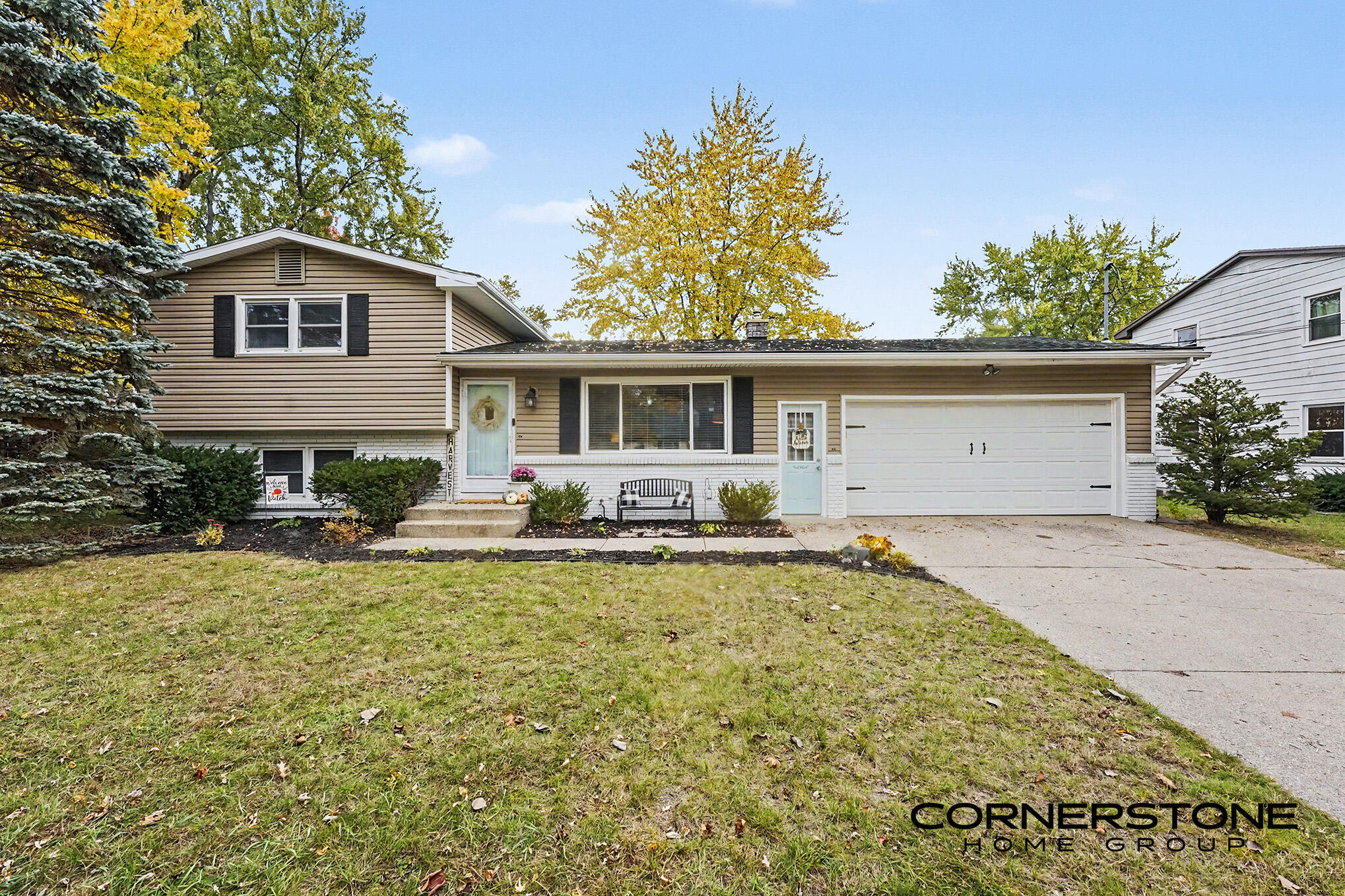 2748 Lincoln Avenue NW Grand Rapids MI 49544