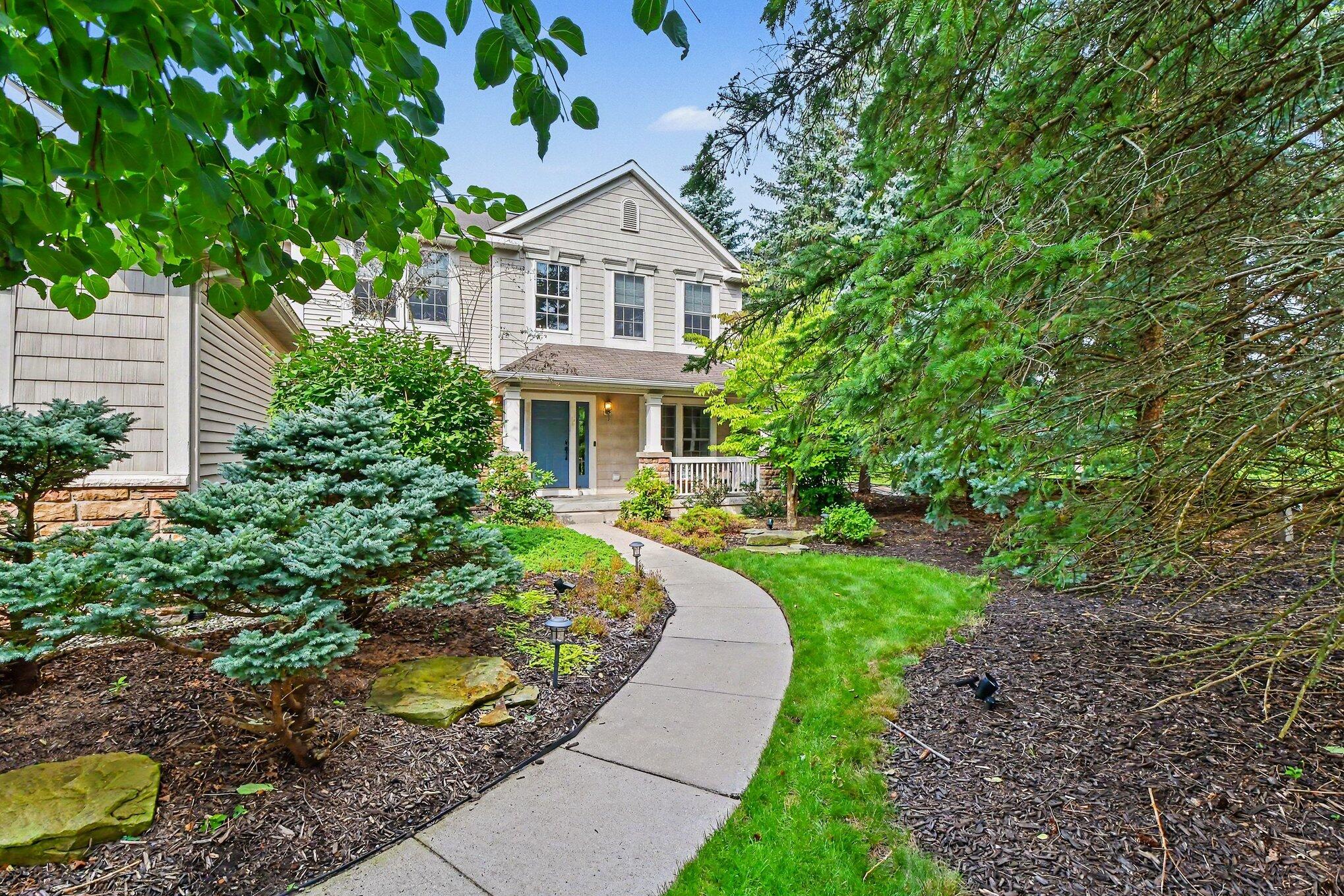 1219 Stoneshire Drive SE Grand Rapids MI 49546