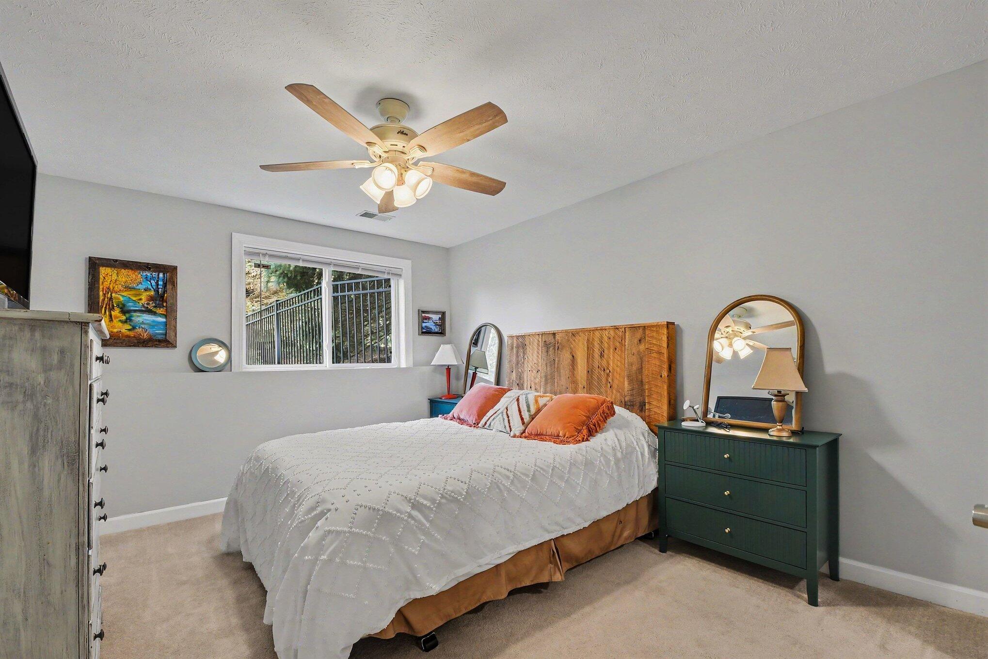 1219 Stoneshire Drive SE Grand Rapids MI 49546