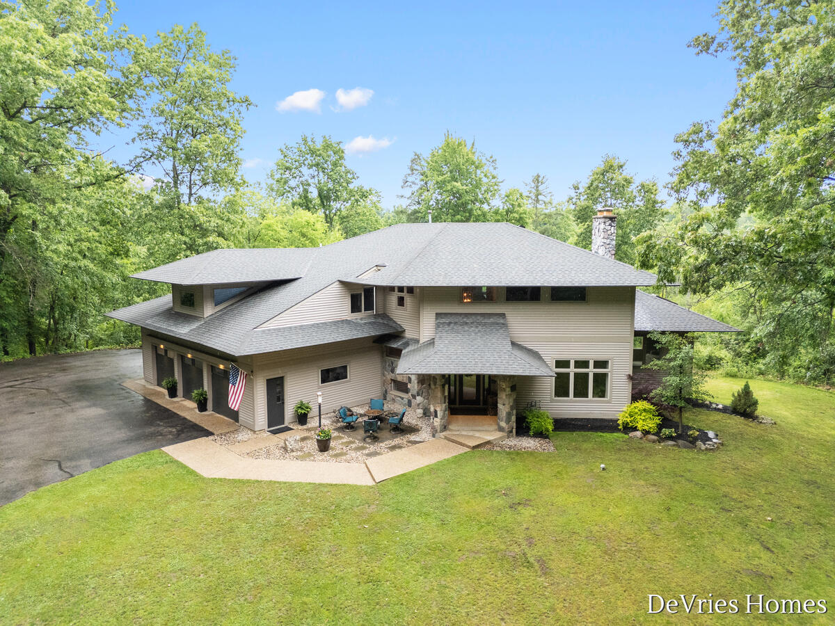 333 Fennessey Street SW Grand Rapids MI 49534