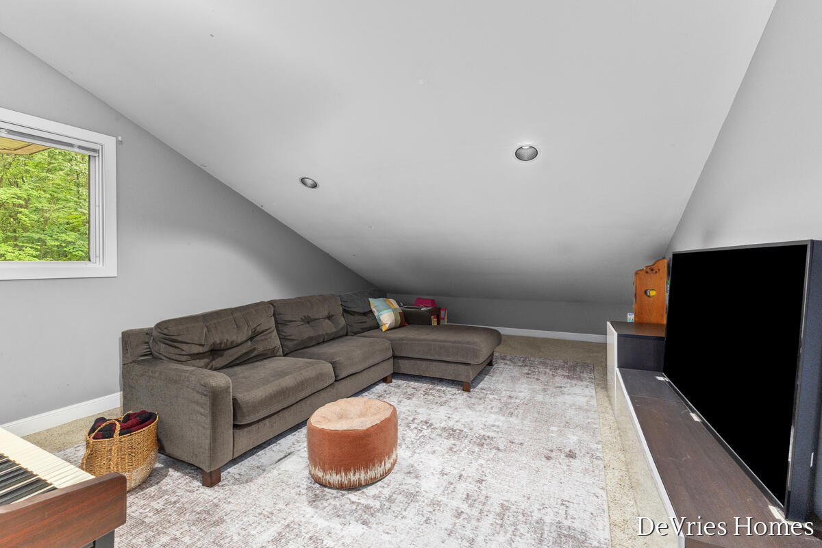 333 Fennessey Street SW Grand Rapids MI 49534