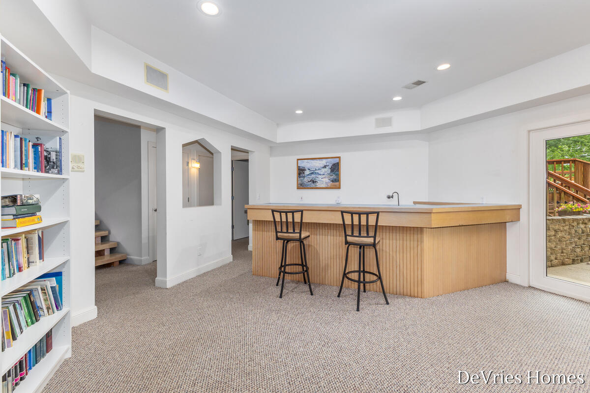 333 Fennessey Street SW Grand Rapids MI 49534
