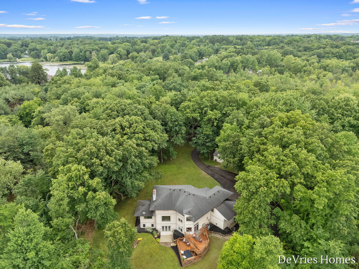 333 Fennessey Street SW Grand Rapids MI 49534
