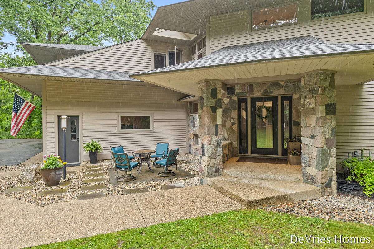 333 Fennessey Street SW Grand Rapids MI 49534