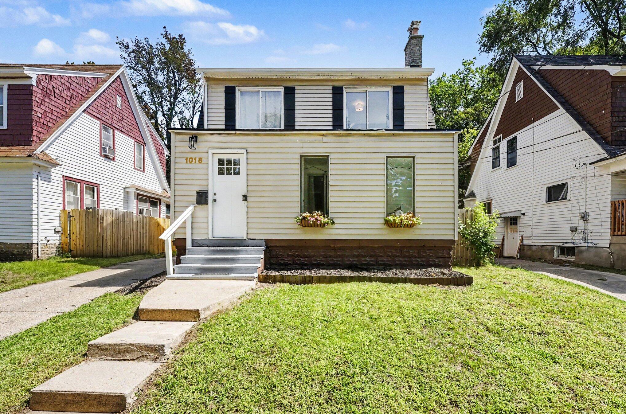 1018 Cooper Avenue SE Grand Rapids MI 49507