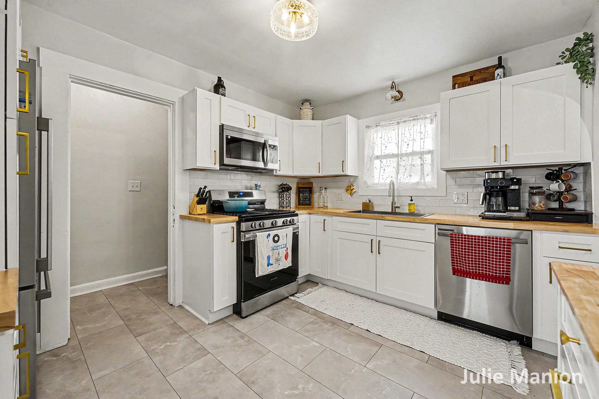 1018 Cooper Avenue SE Grand Rapids MI 49507