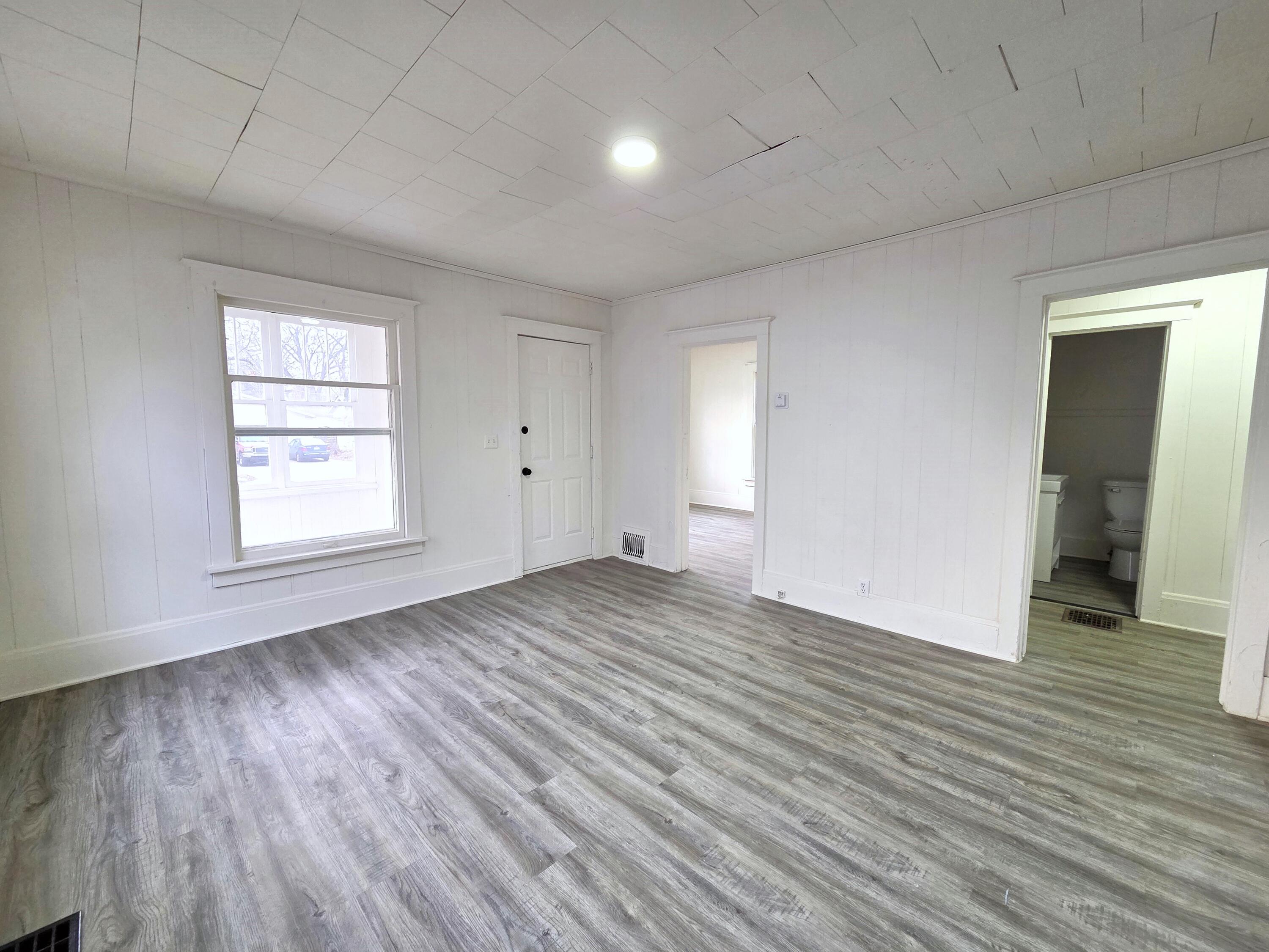2128 5th Street Muskegon MI 49444