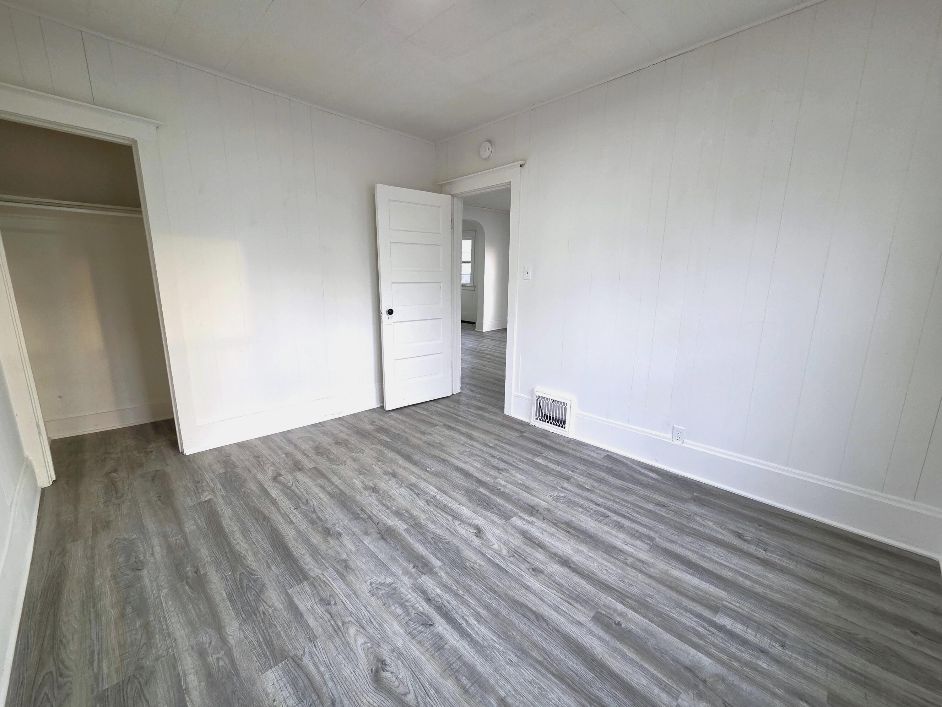 2128 5th Street Muskegon MI 49444