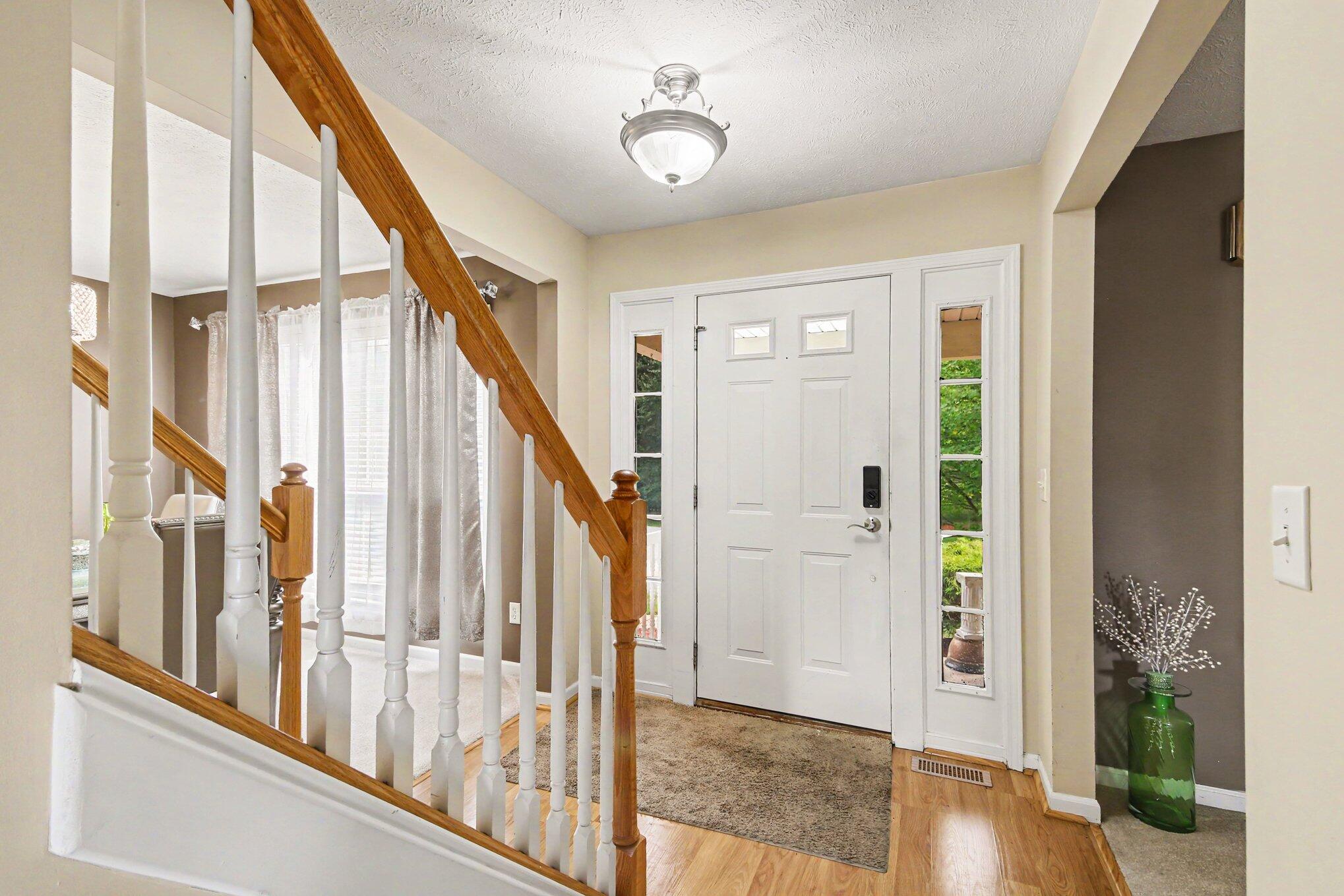 6627 Winter Creek Road Norton Shores MI 49444