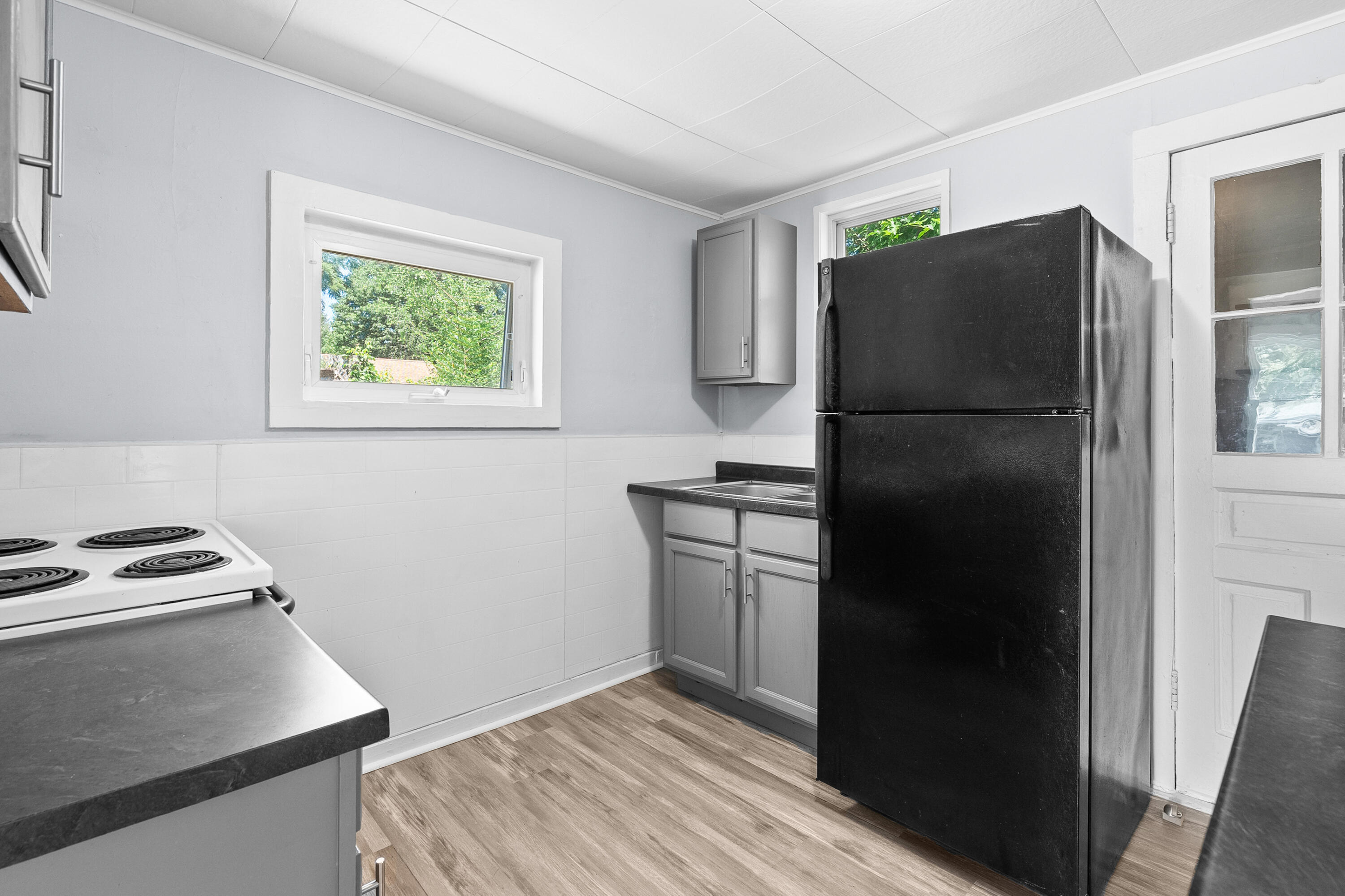 130 Gilkison Avenue Kalamazoo MI 49006