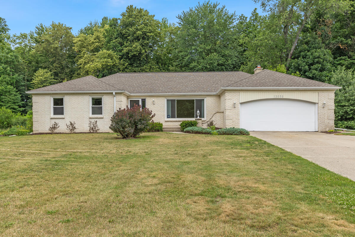 13885 Windemere Drive NW Grand Rapids MI 49534
