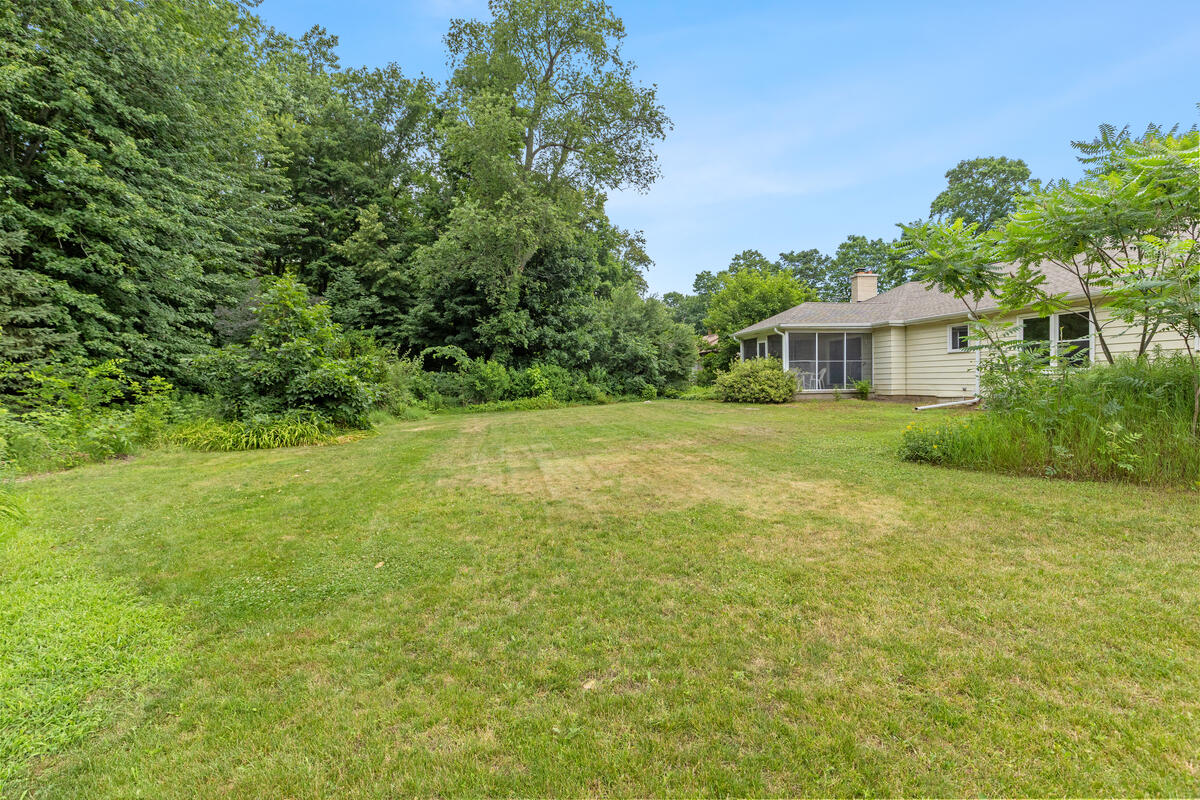 13885 Windemere Drive NW Grand Rapids MI 49534