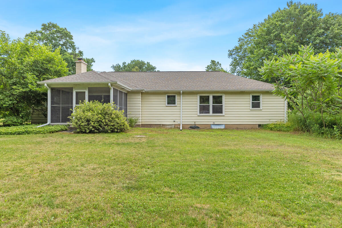 13885 Windemere Drive NW Grand Rapids MI 49534