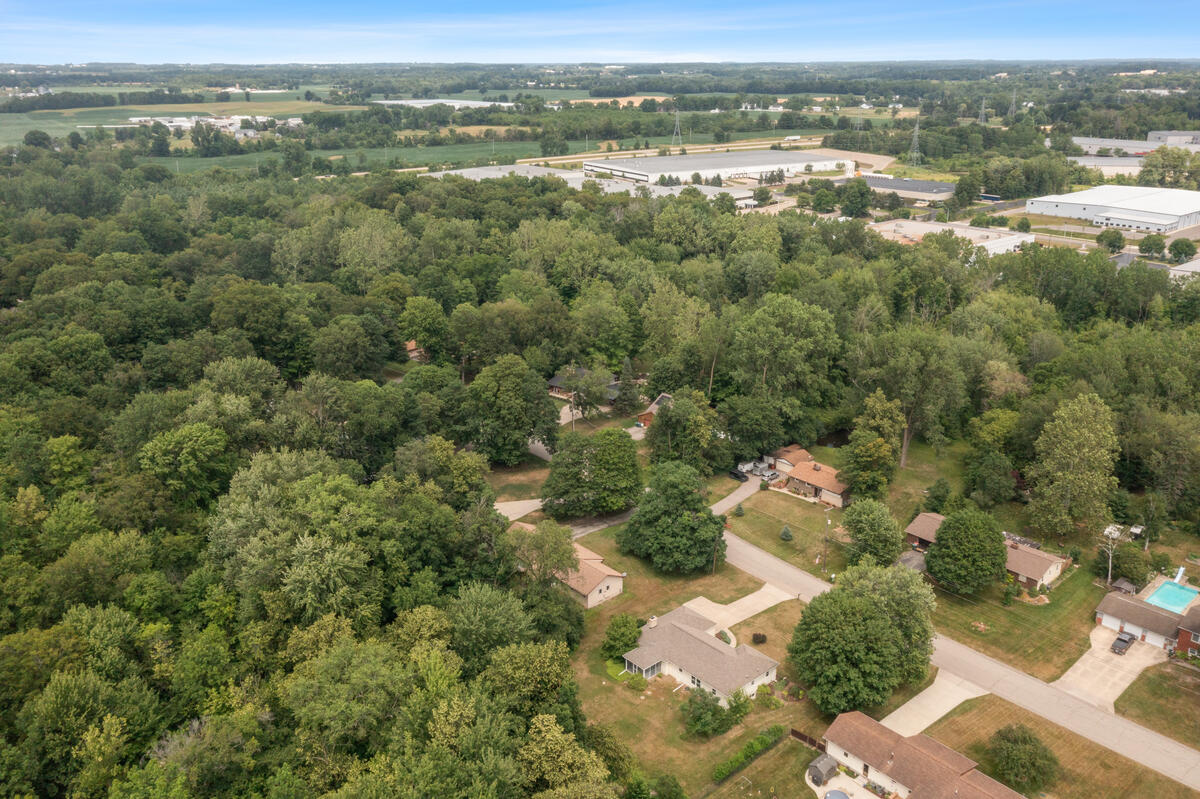 13885 Windemere Drive NW Grand Rapids MI 49534