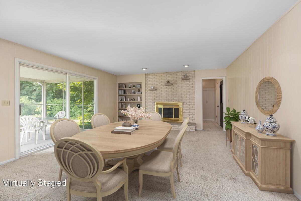 13885 Windemere Drive NW Grand Rapids MI 49534