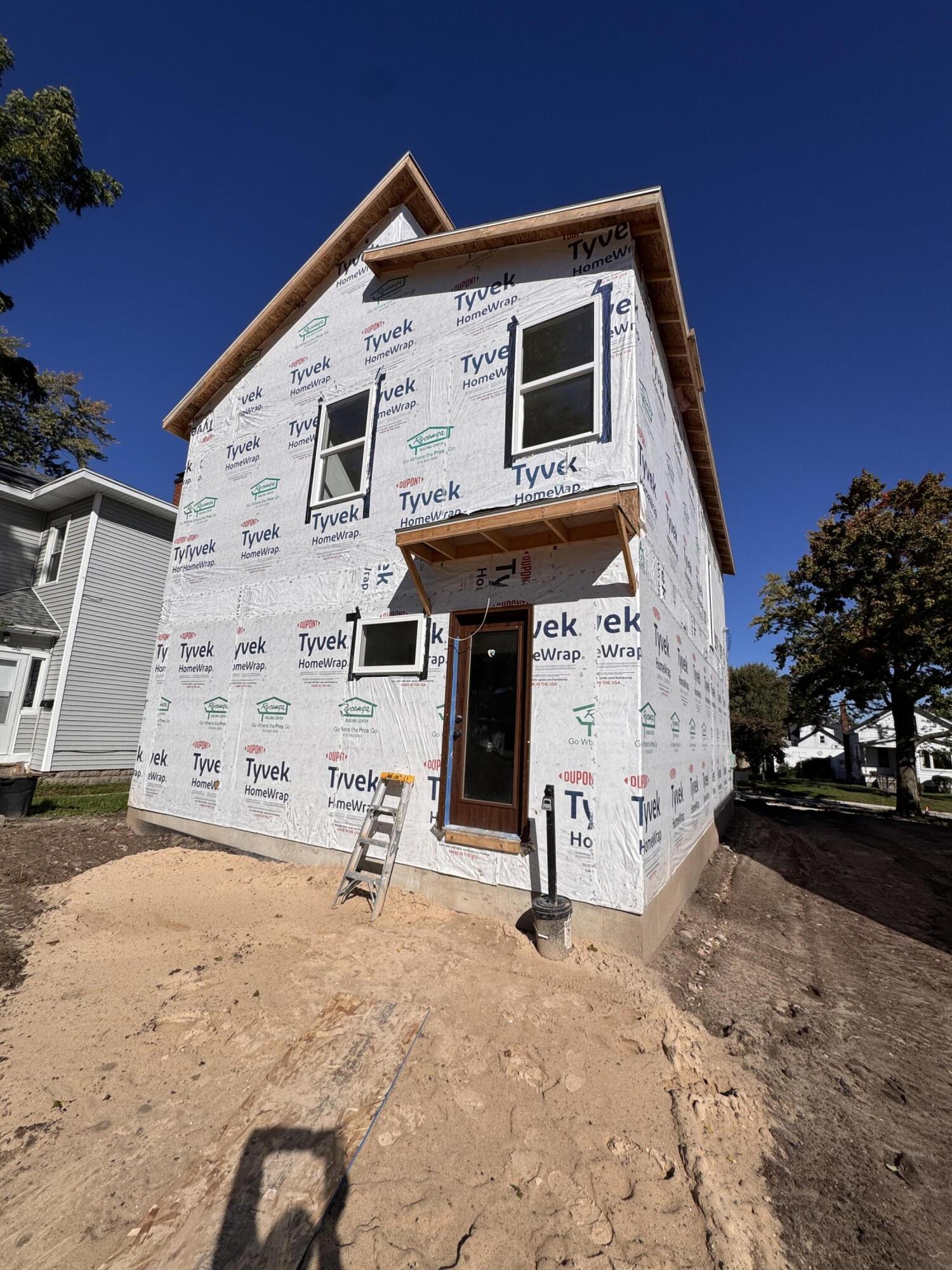 1125 W Grand Avenue Muskegon MI 49441