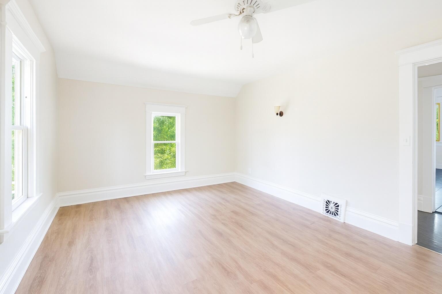 1517 James Street Kalamazoo MI 49001