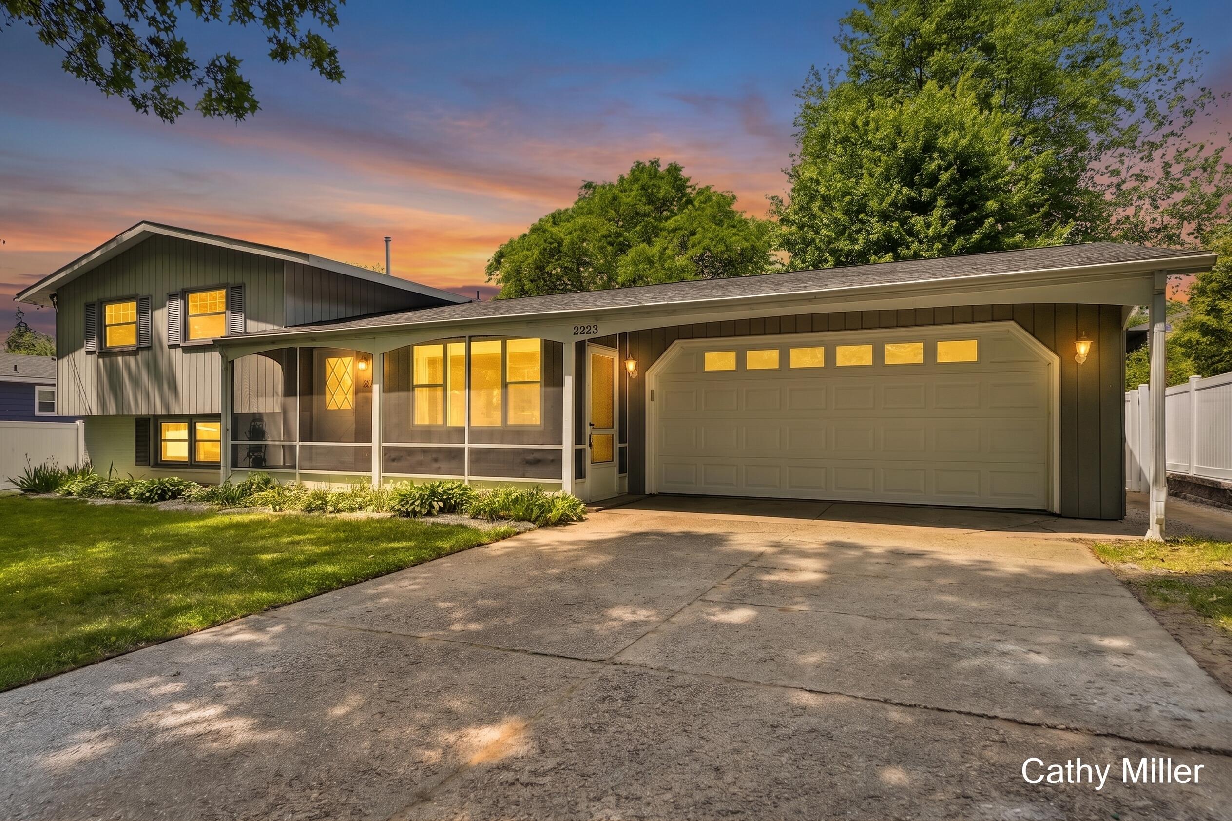 2223 Rosewood Avenue SE Grand Rapids MI 49506