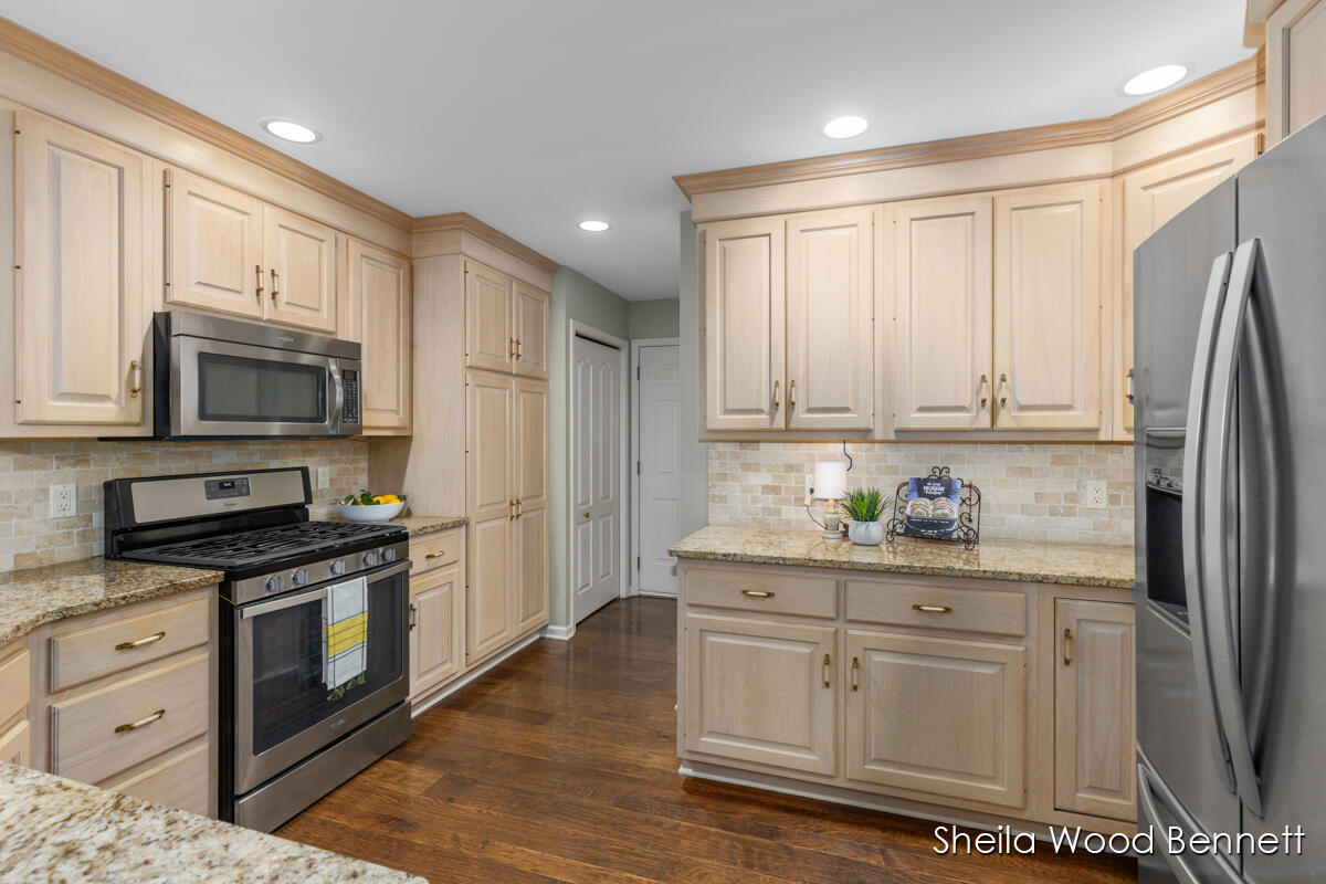 7023 Camelback Drive NE Rockford MI 49341