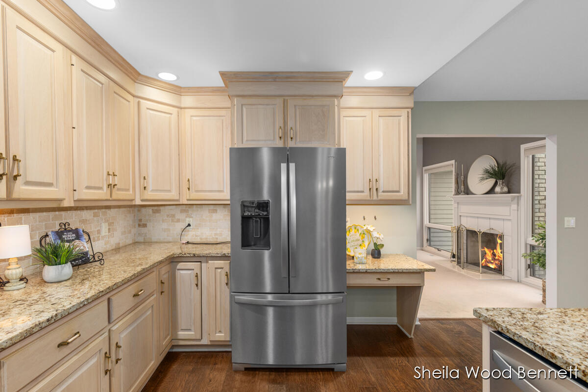 7023 Camelback Drive NE Rockford MI 49341