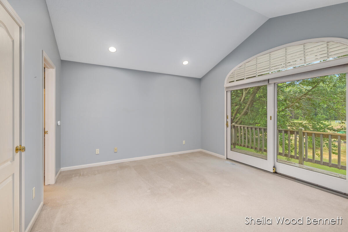 7023 Camelback Drive NE Rockford MI 49341