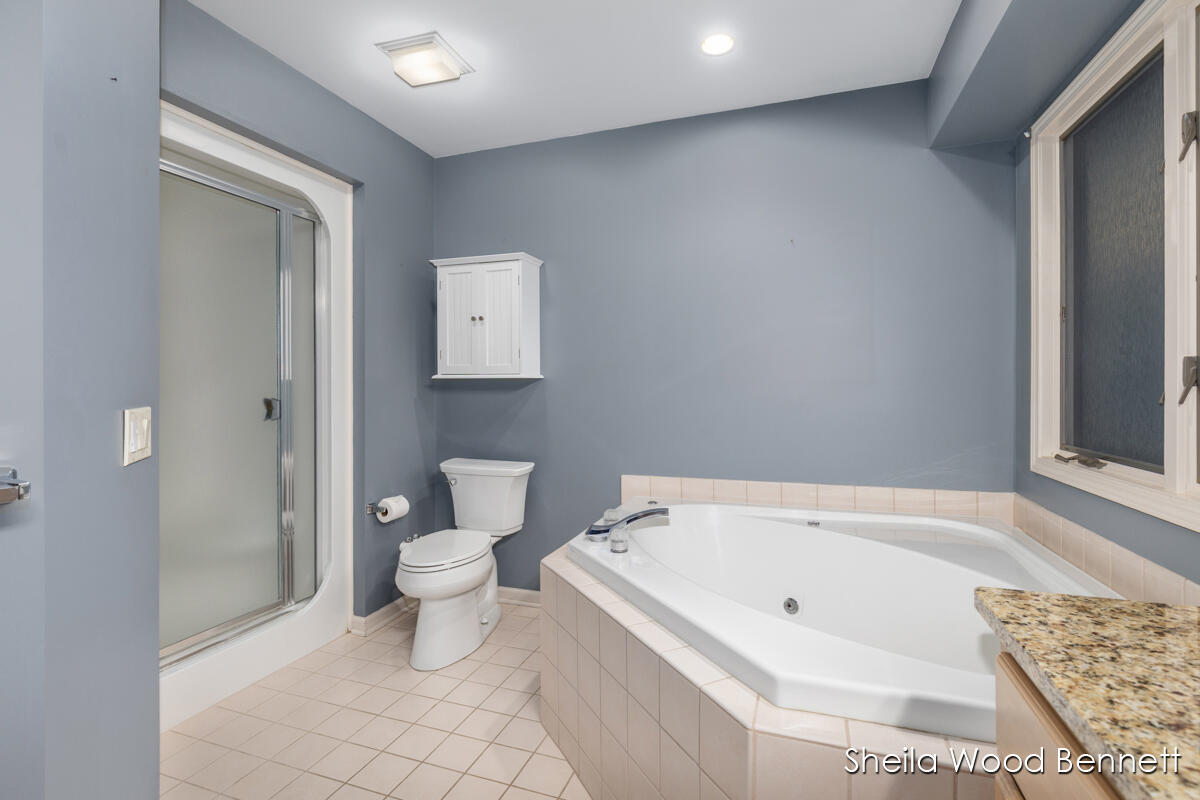7023 Camelback Drive NE Rockford MI 49341