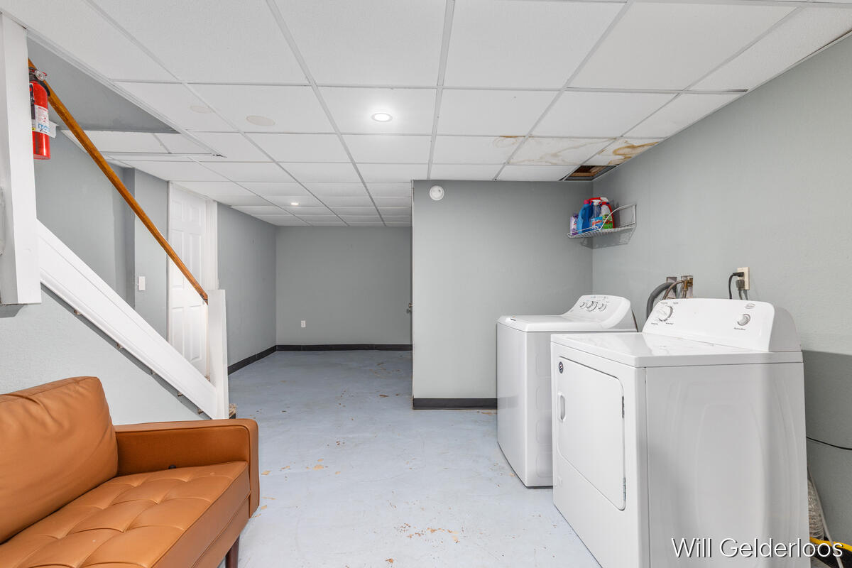 1938 Woodlawn Avenue SE Grand Rapids MI 49506