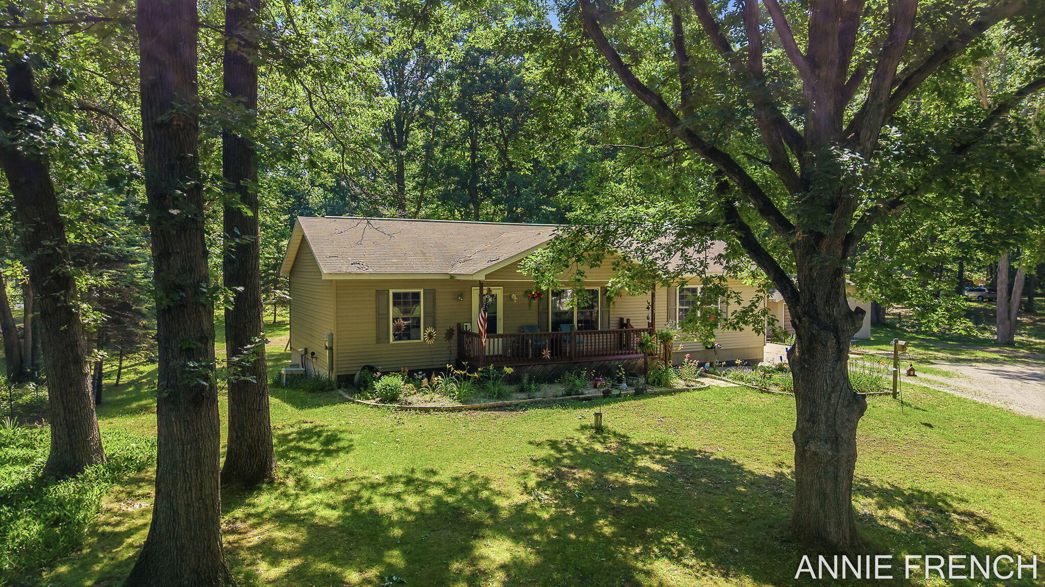 1375 56th Street Fennville MI 49408