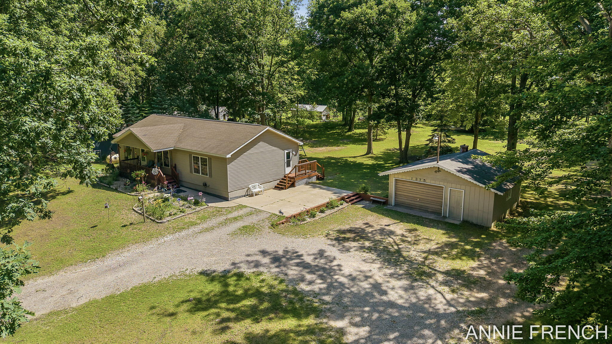1375 56th Street Fennville MI 49408