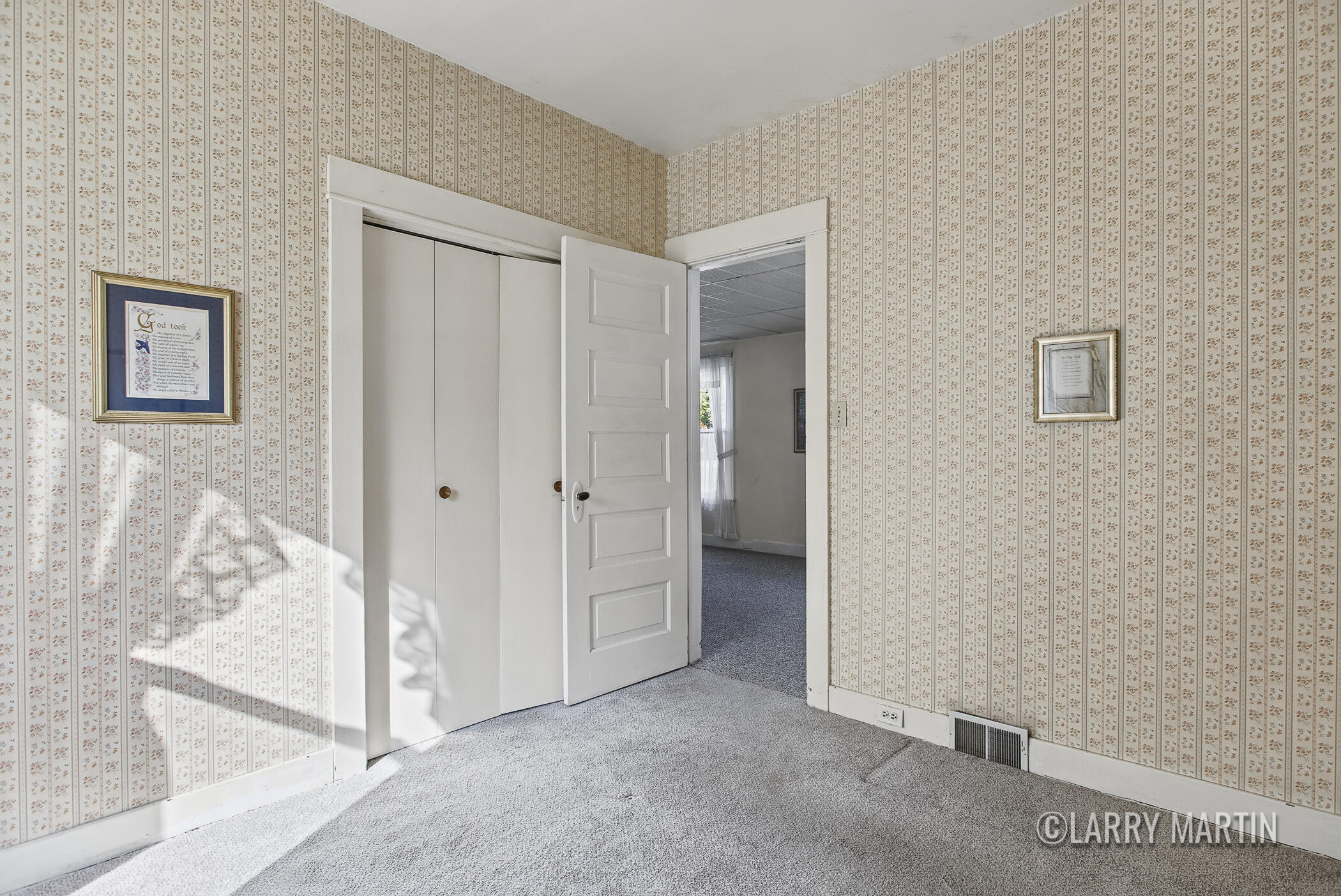 1779 Kinney Avenue NW Grand Rapids MI 49534