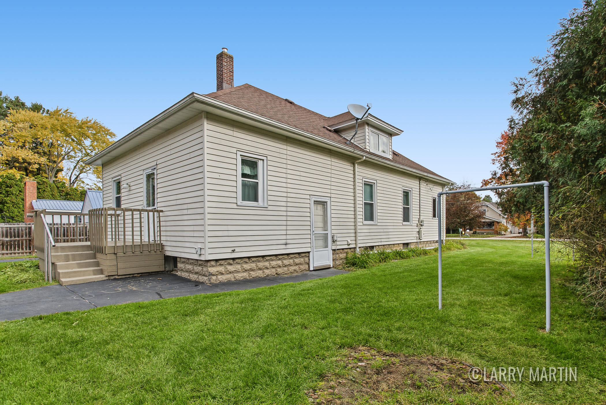 1779 Kinney Avenue NW Grand Rapids MI 49534