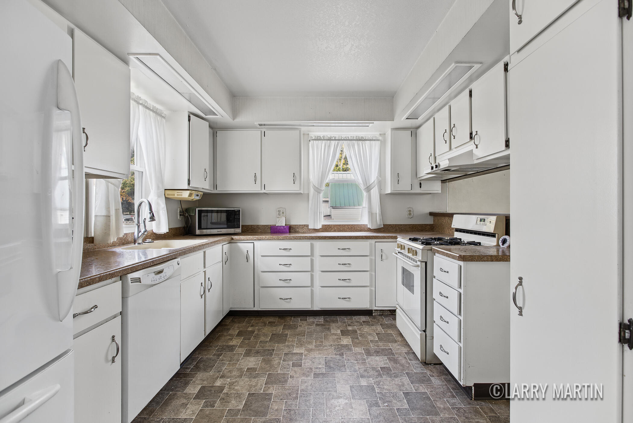 1779 Kinney Avenue NW Grand Rapids MI 49534