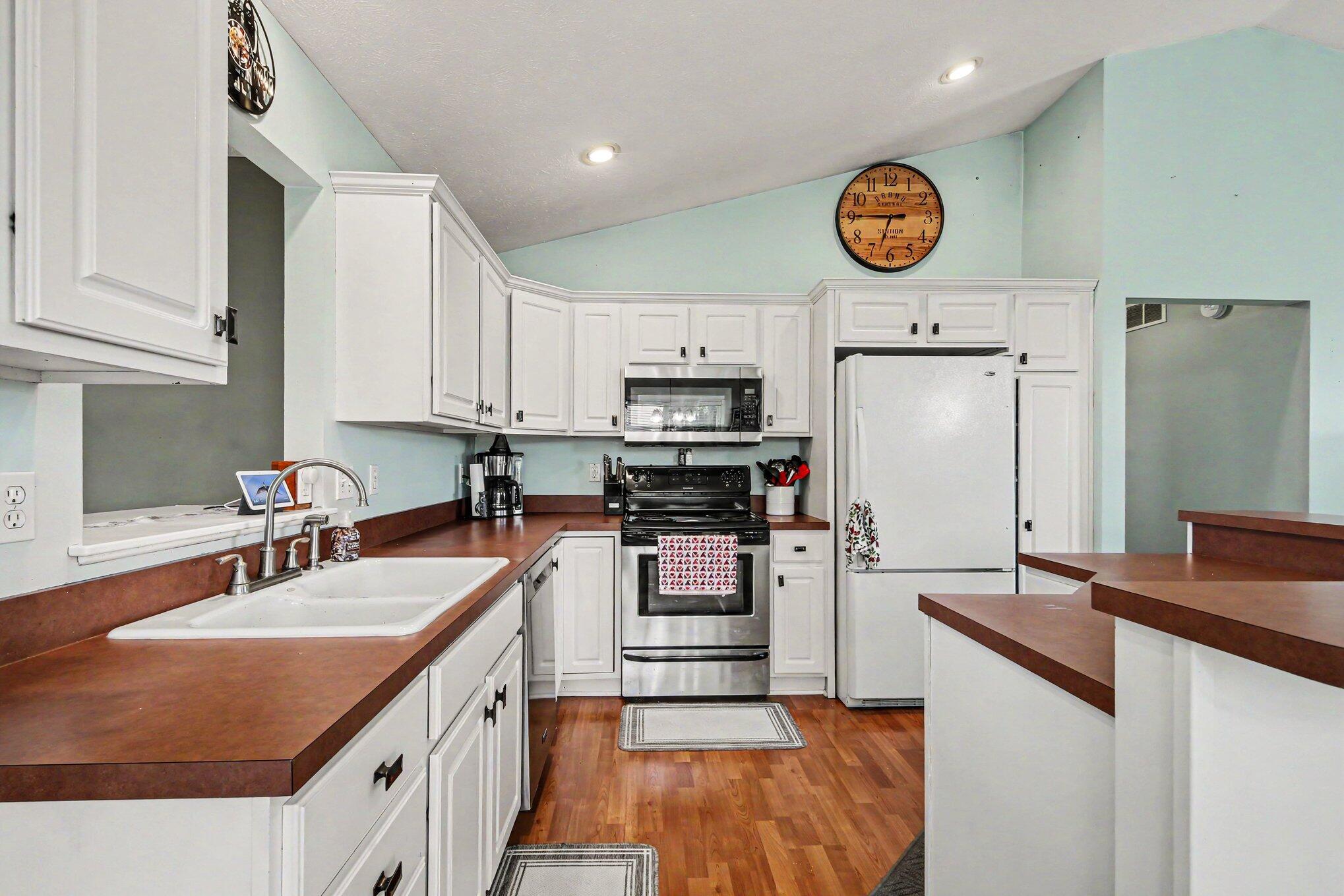 10264 Summerwood Drive Zeeland MI 49464