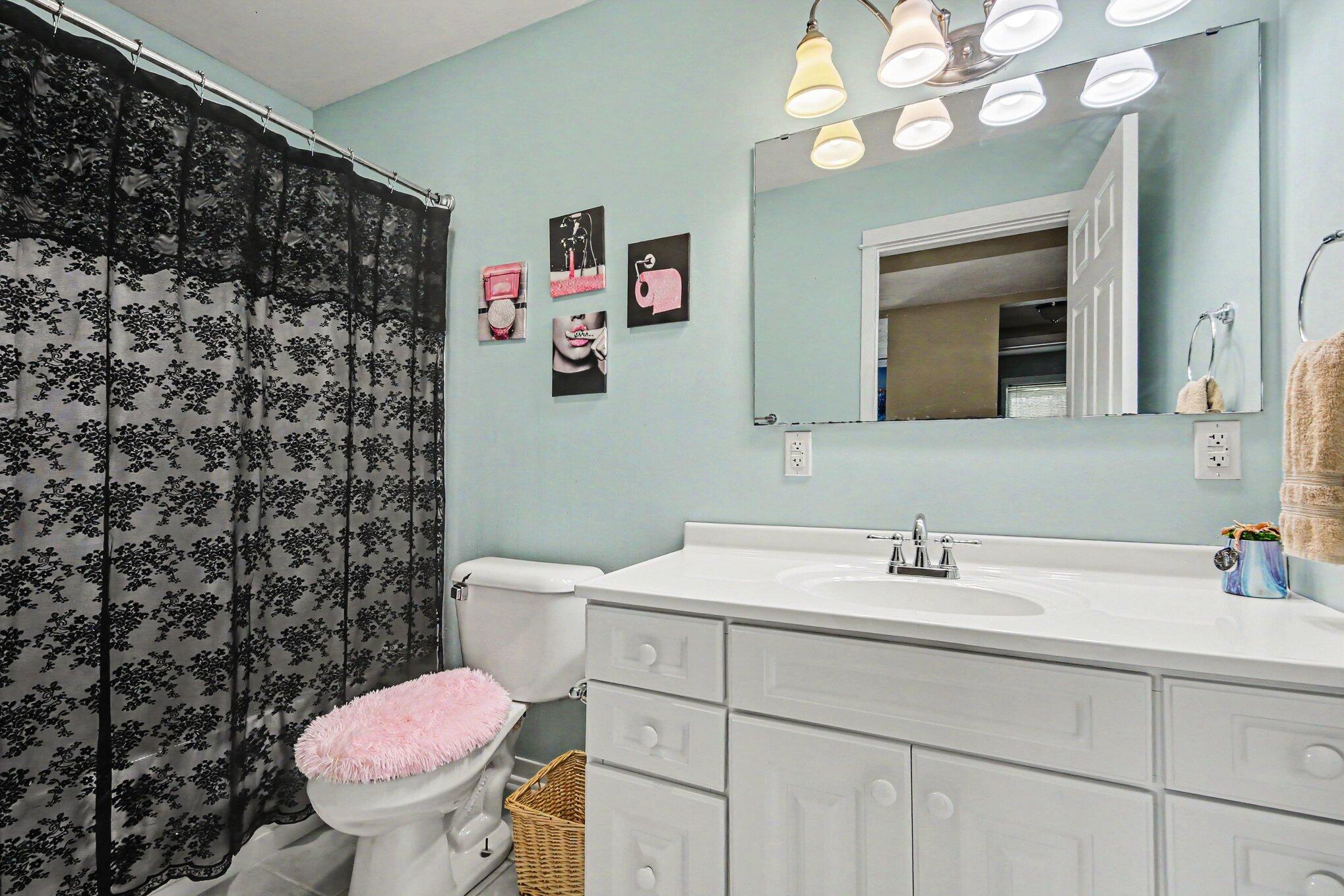 10264 Summerwood Drive Zeeland MI 49464