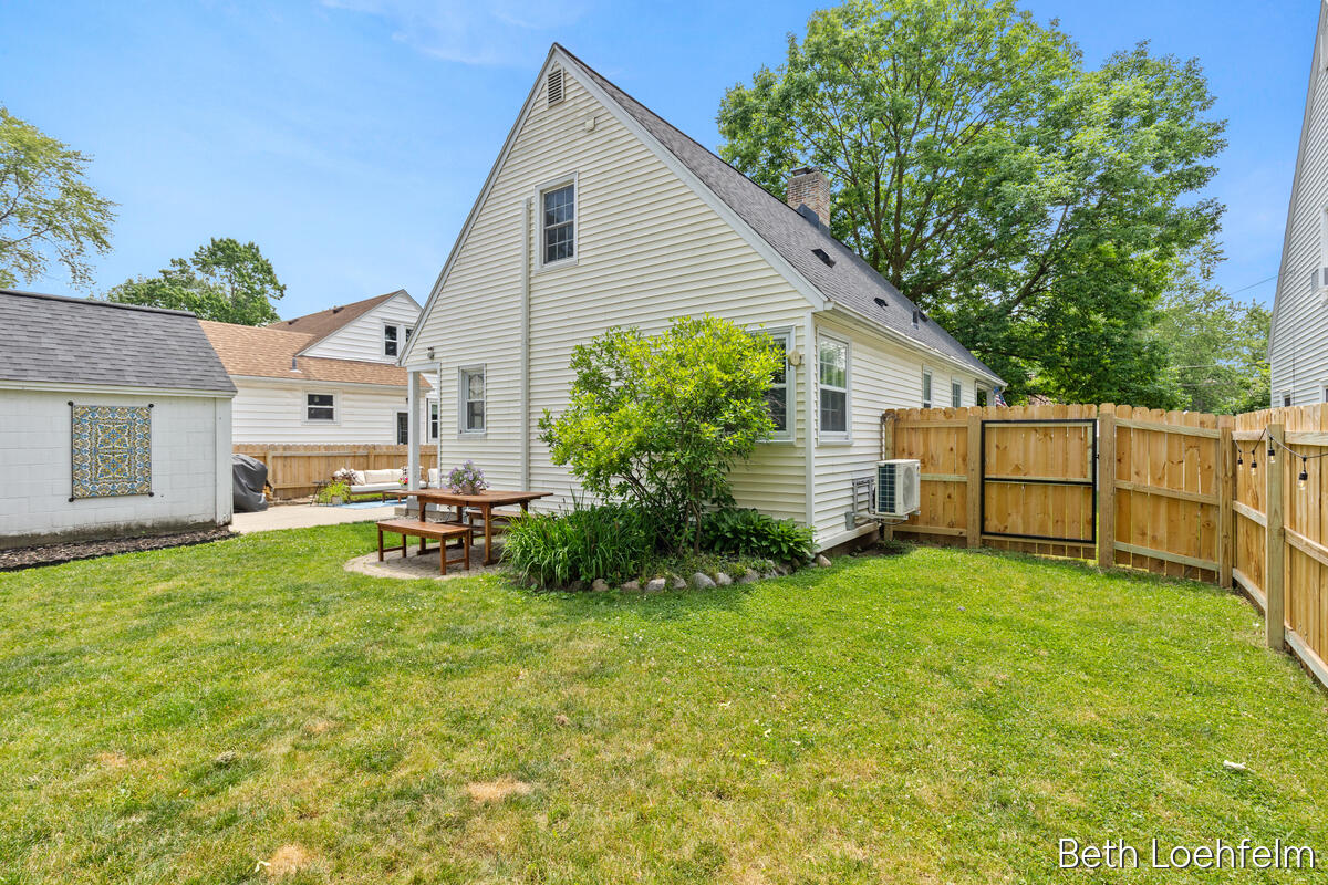 847 N Ottillia Street SE Grand Rapids MI 49507