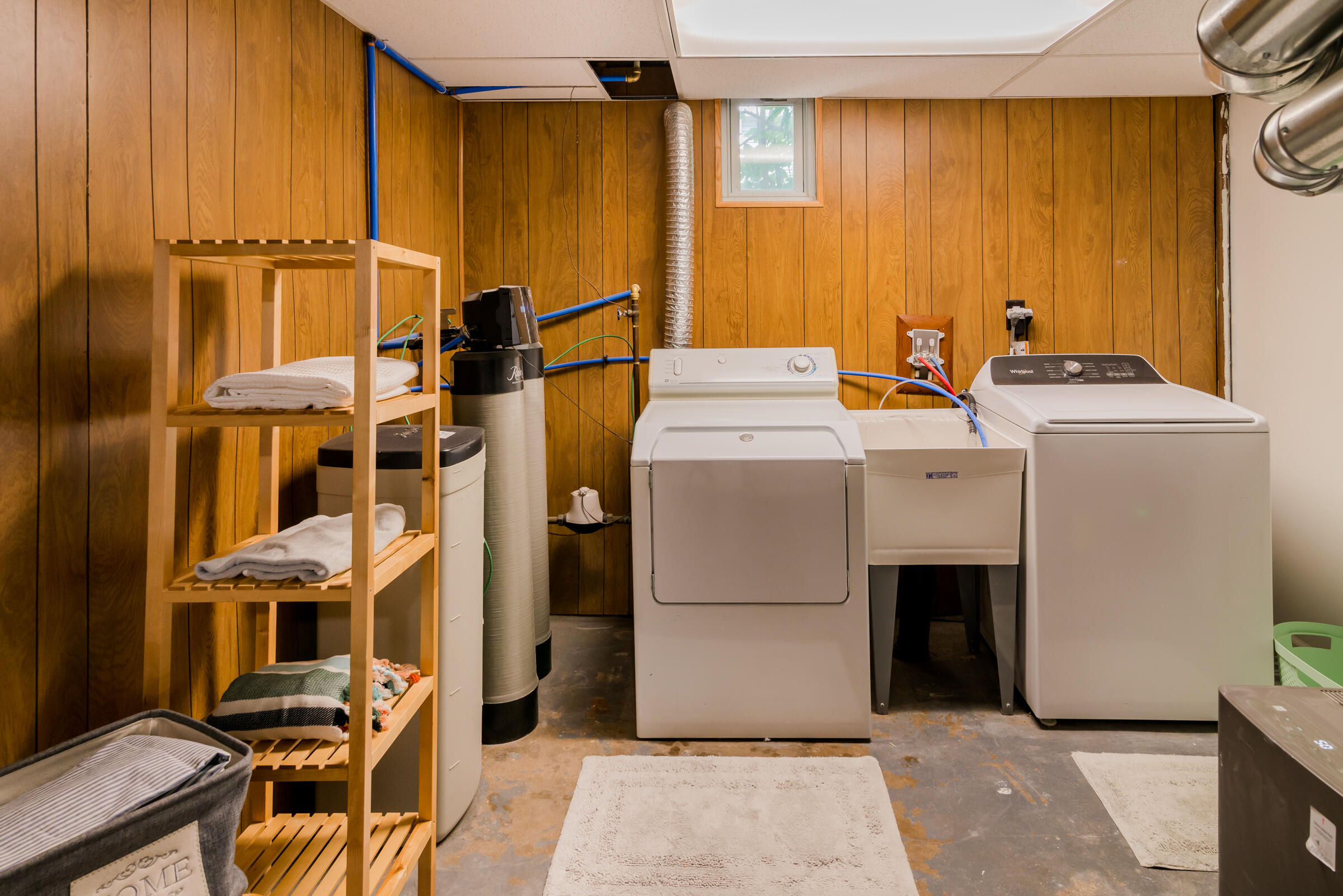 1054 Haines Street NW Grand Rapids MI 49504