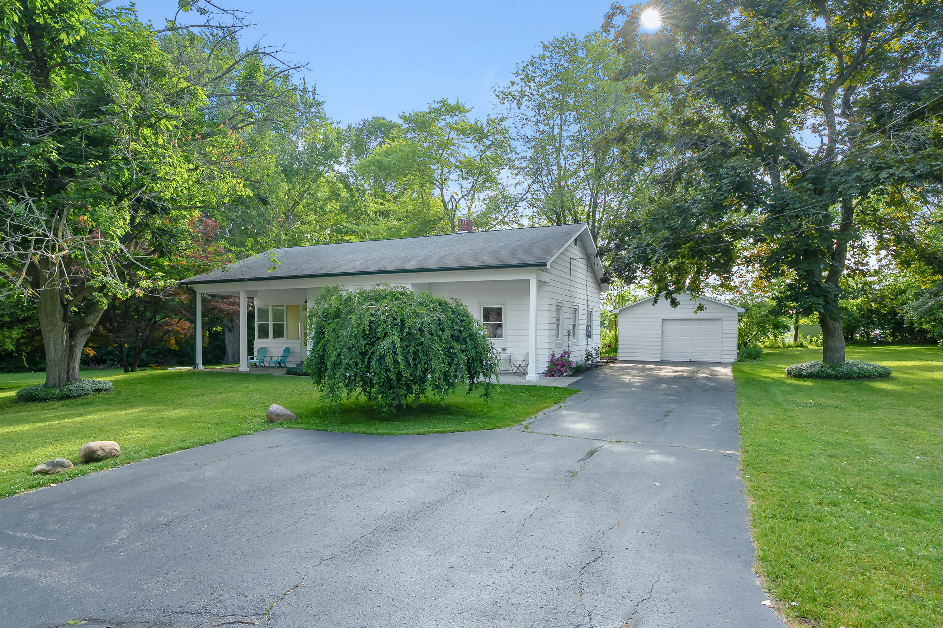 205 Sassafras Street Coloma MI 49038