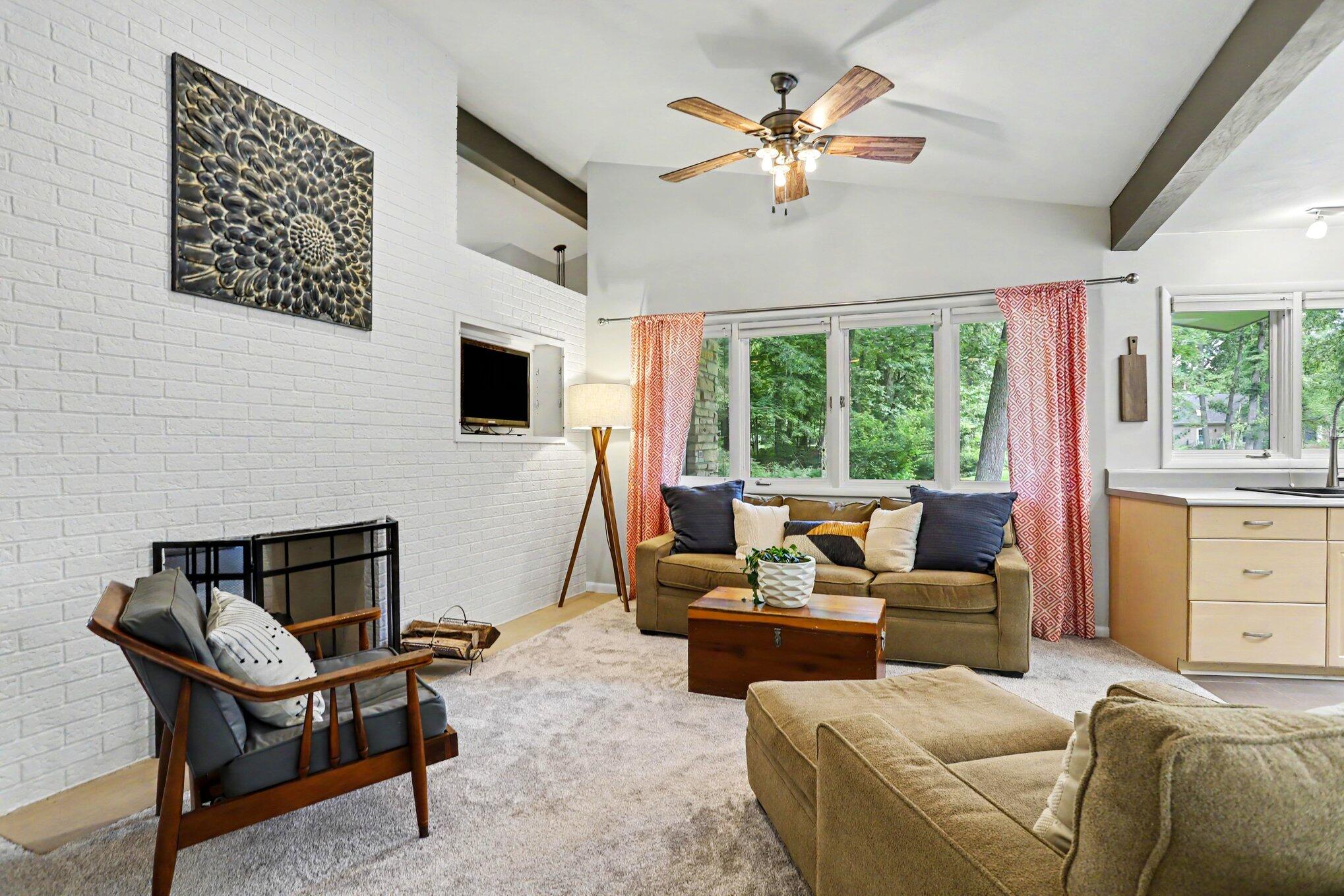 6028 Manorwood Drive Kalamazoo MI 49009
