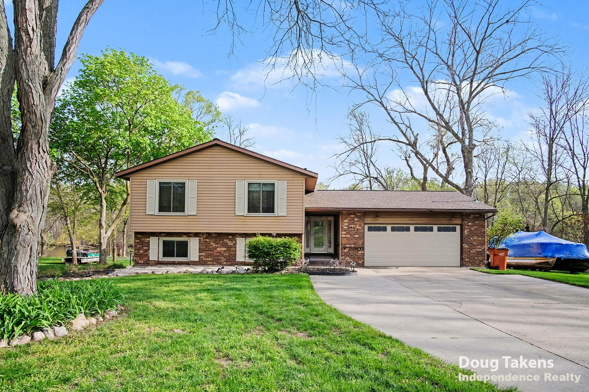 5705 Coit Avenue NE Grand Rapids MI 49525