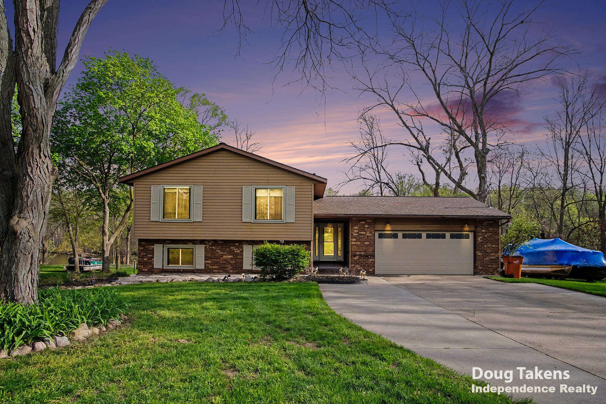 5705 Coit Avenue NE Grand Rapids MI 49525