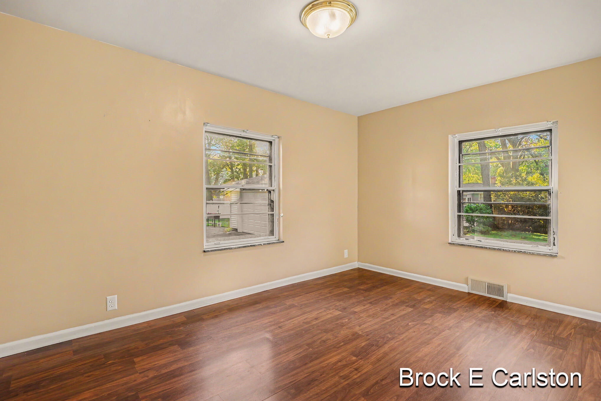 1711 Langeland Avenue Muskegon MI 49442