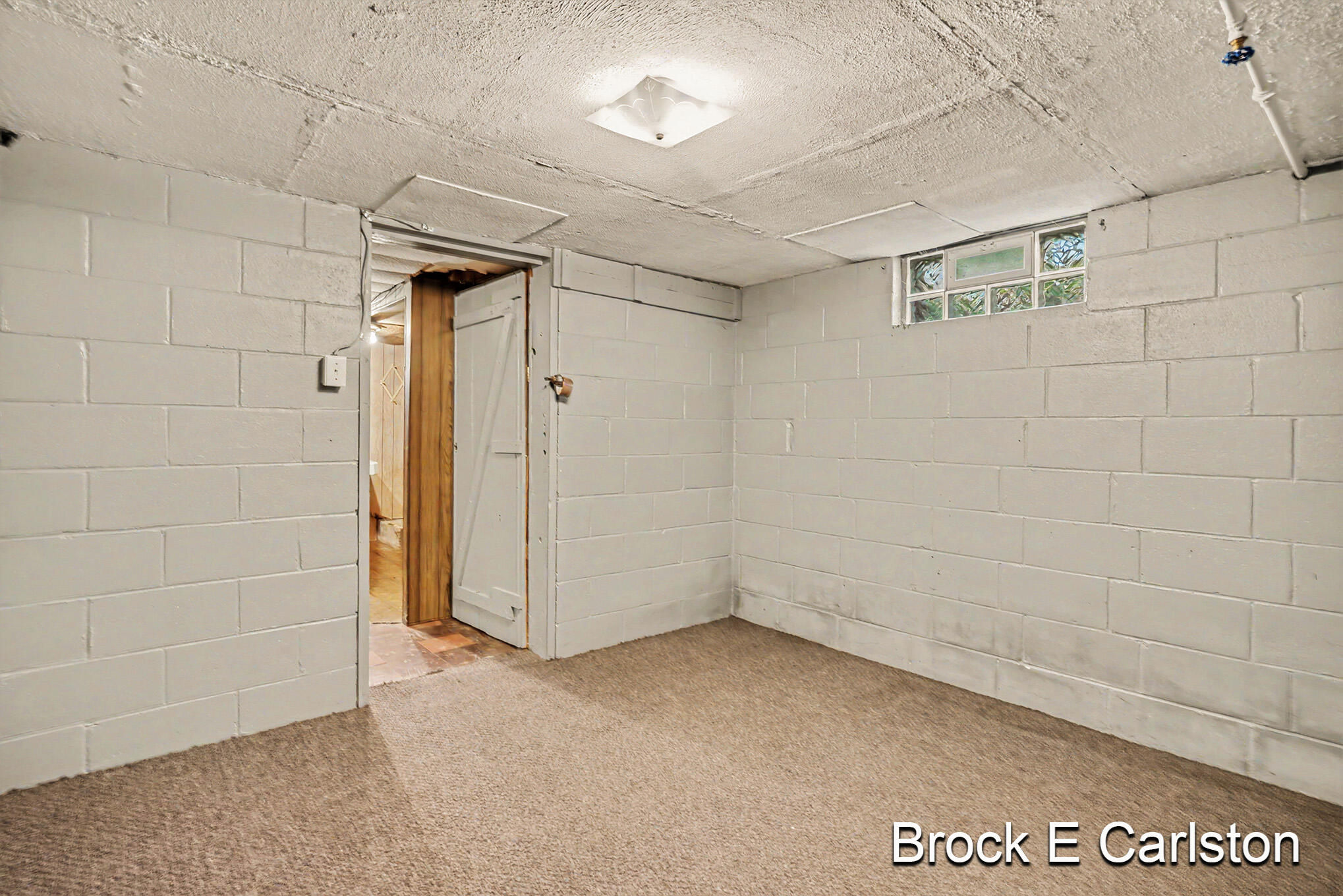 1711 Langeland Avenue Muskegon MI 49442