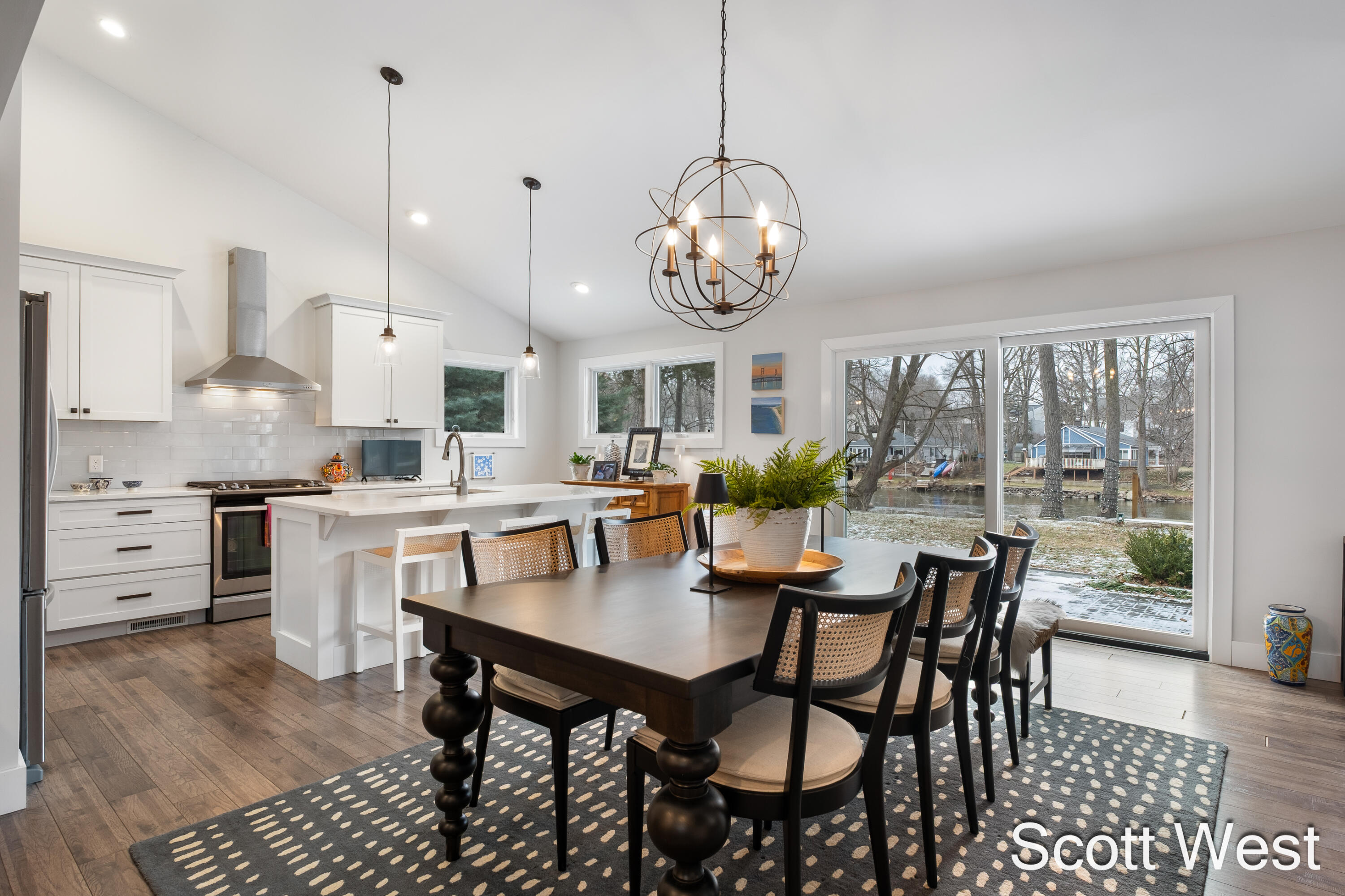 2909 Cascade Springs Drive SE Grand Rapids MI 49546