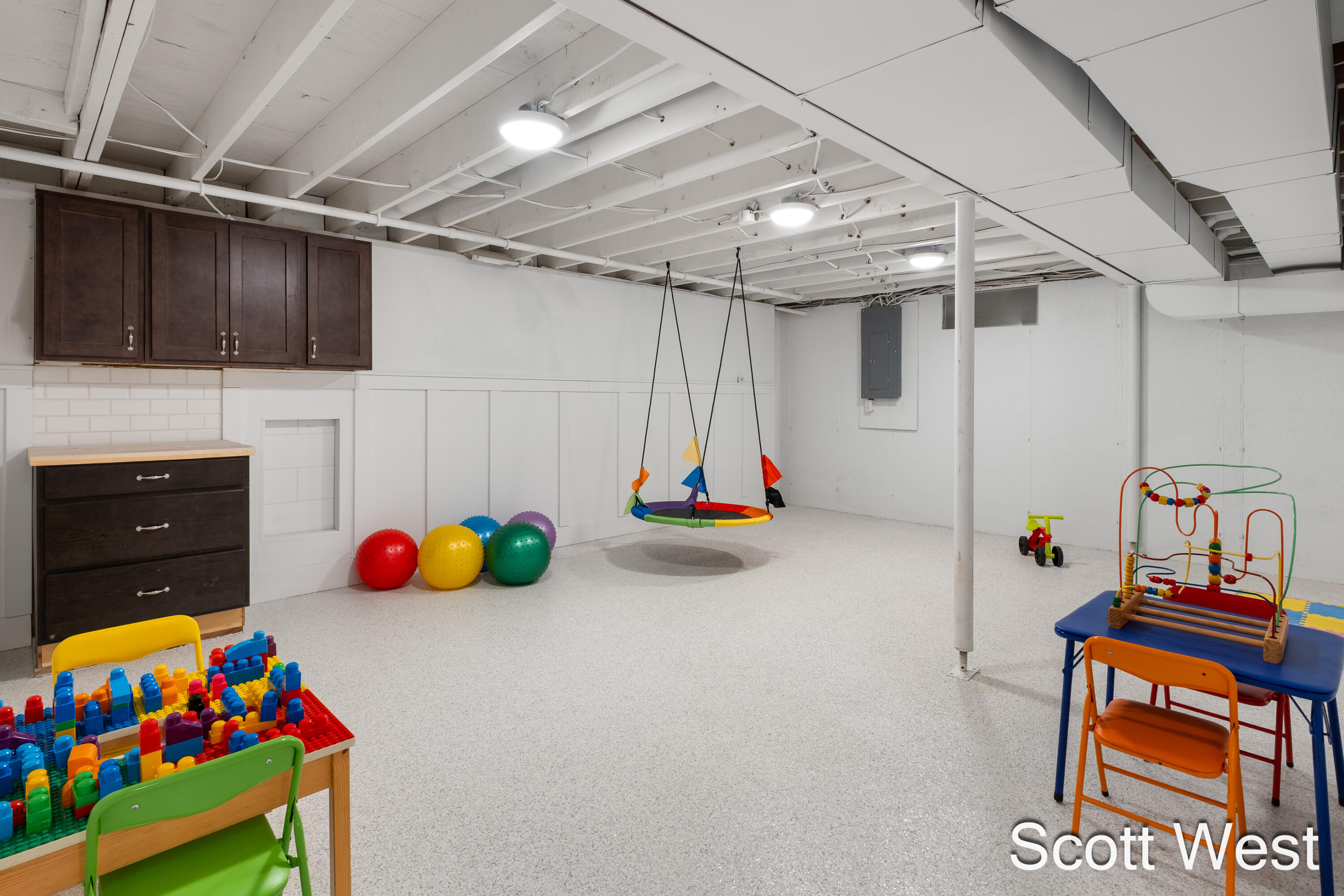 2909 Cascade Springs Drive SE Grand Rapids MI 49546